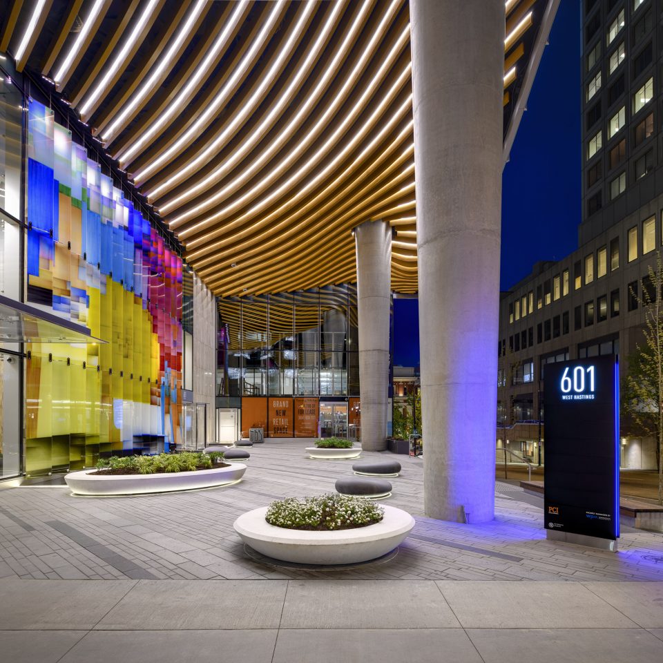 601-​W-​Hastings-​07