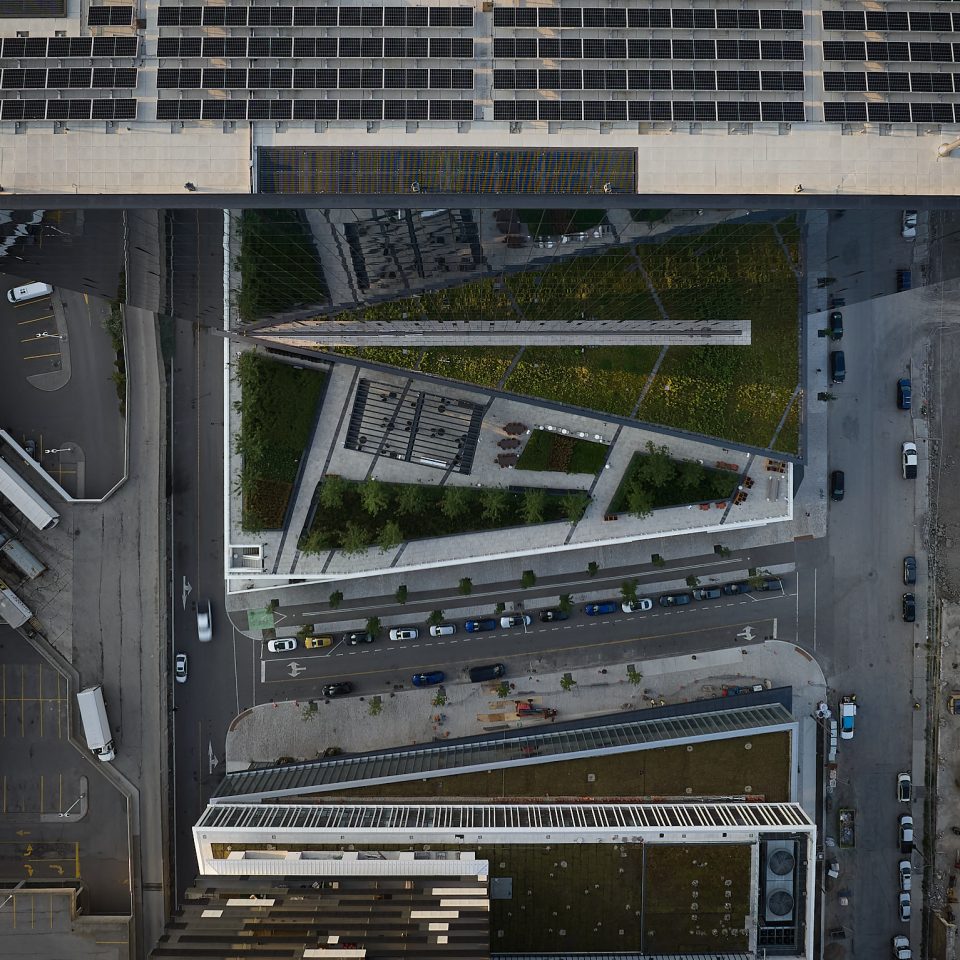 1025-​Drone B+H 100 Queen’s Quay-​2